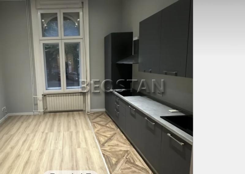 Centar - Stari grad studentski trg #65720