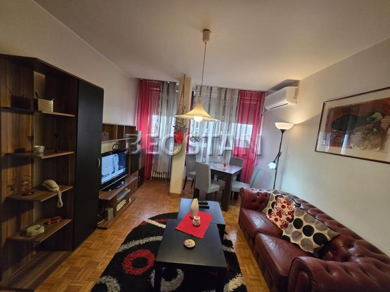 Novi Beograd - Fontana #965116