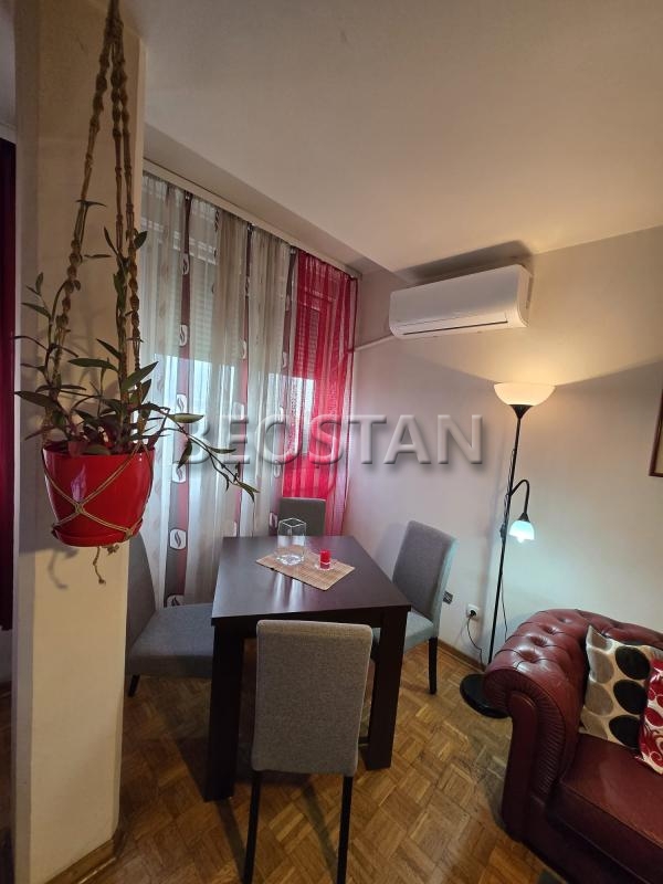 Novi Beograd - Fontana #965116