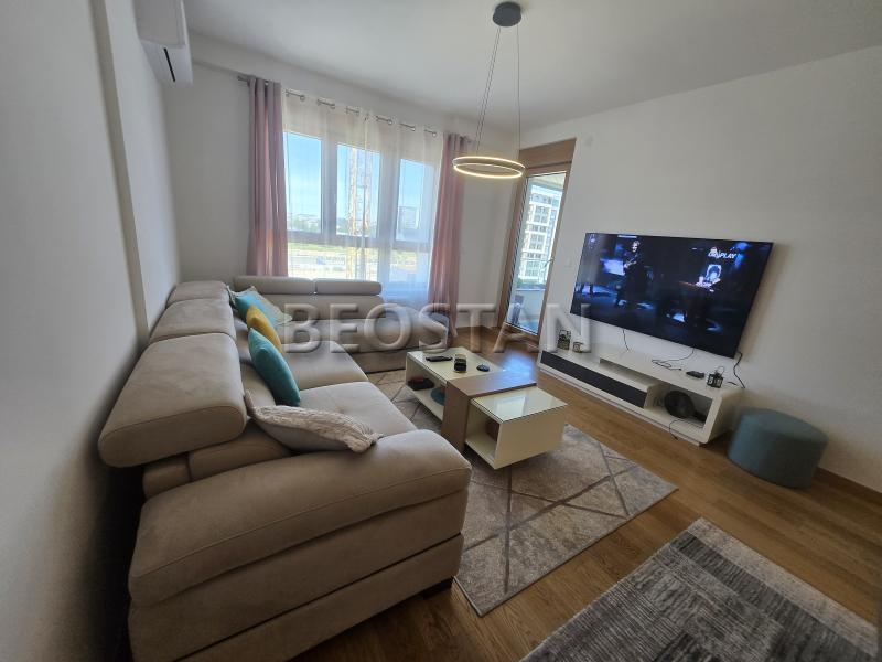 Izdavanje stanova Beograd - Novi Beograd