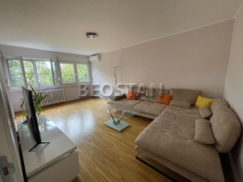 Izdavanje stanova Beograd - Novi Beograd