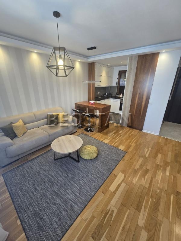 Izdavanje stanova Beograd - Centar