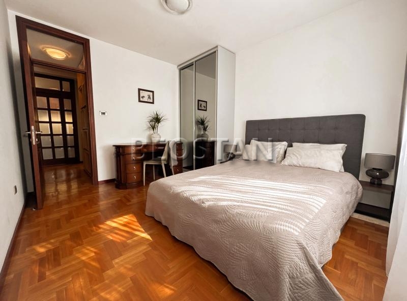 Novi Beograd - Blok 22 #64872 Novi Beograd - Blok 22 #64872