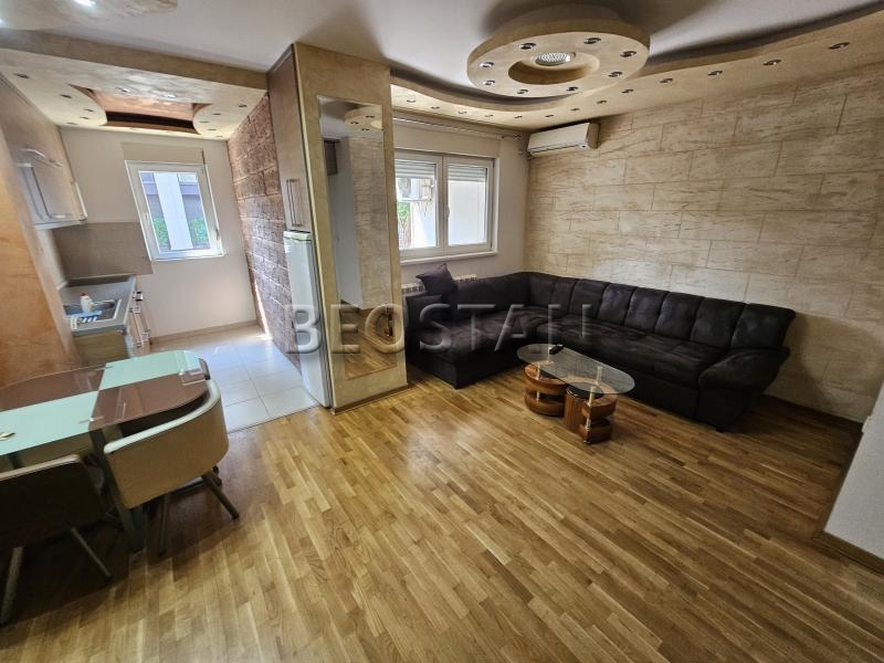 Širi centar - Lekino brdo #68502