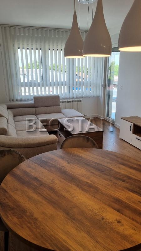 Izdavanje stanova Beograd - Zemun