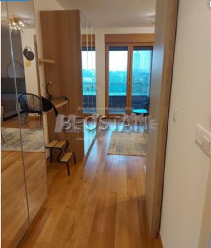 Izdavanje stanova Beograd - Novi Beograd