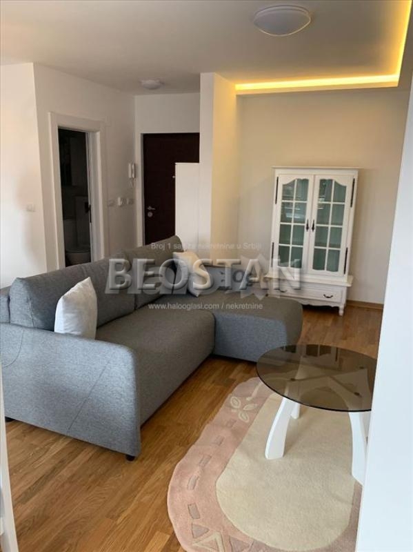 Izdavanje stanova Beograd - Zemun