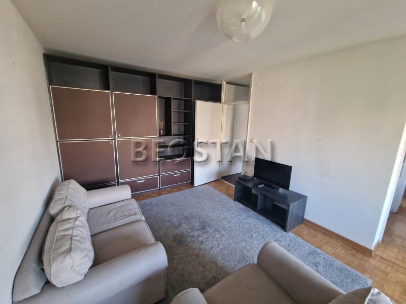 Izdavanje stanova Beograd - Novi Beograd