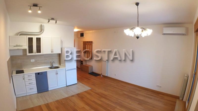 Novi Beograd - West 65 wellport #65821