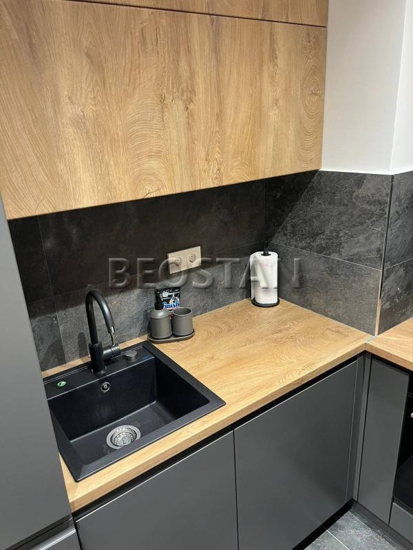 Novi Beograd - Sakura park #64830 Novi Beograd - Sakura park #64830