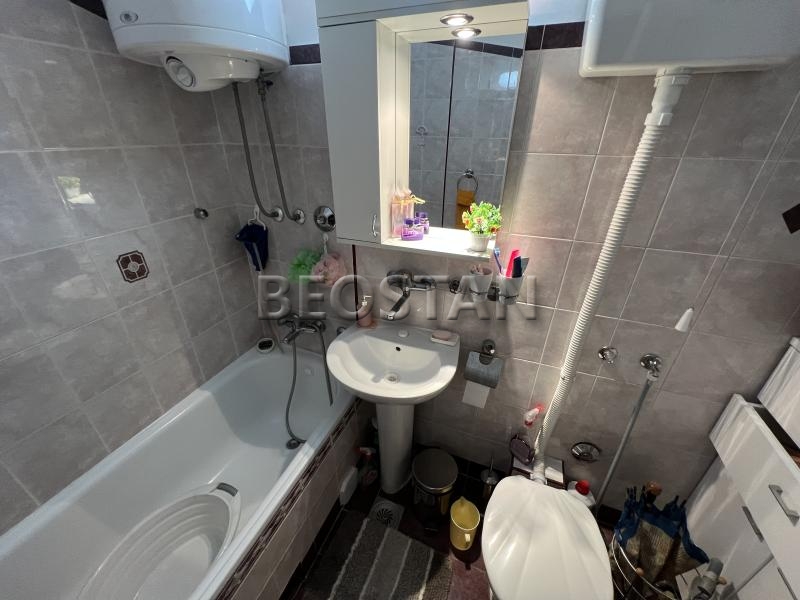 Širi centar - Mirijevo #2366010