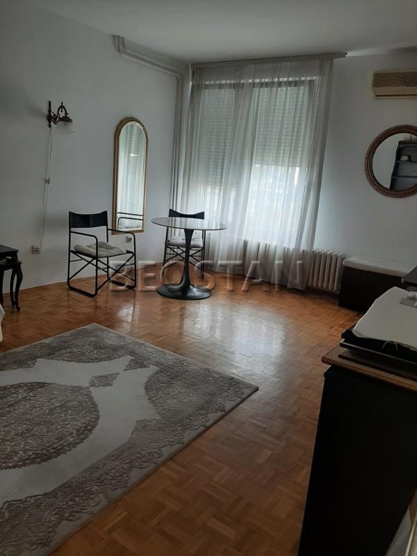 Izdavanje stanova Beograd - Novi Beograd