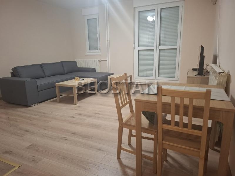 Širi centar - Kanarevo brdo #65046