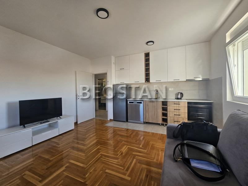 Izdavanje stanova Beograd - Novi Beograd