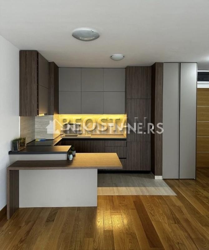 Novi Beograd - West 65 wellport #65218