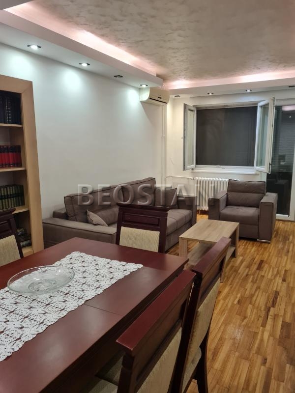 Izdavanje stanova Beograd - Novi Beograd