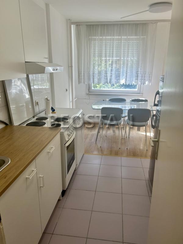 Novi Beograd - Fontana blok 34 #66089