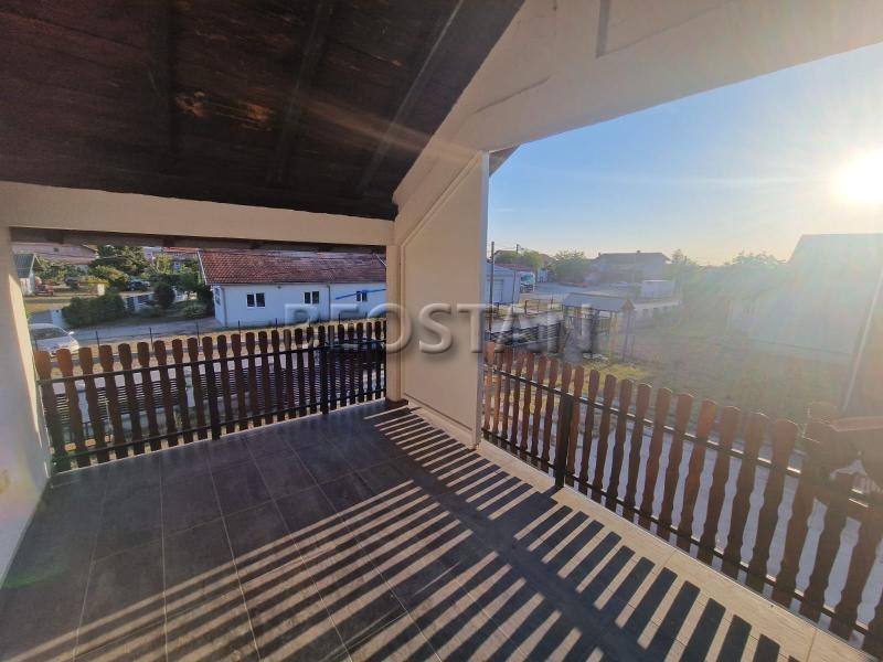 Širi centar - Zemun ugrinovci #68835