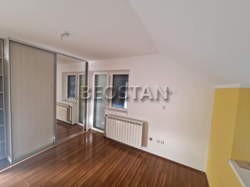 Širi centar - Zemun ugrinovci #68835