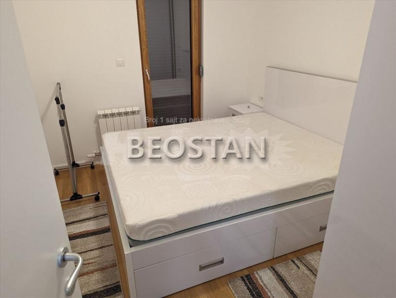 Novi Beograd - Zelena avenija #64897 Novi Beograd - Zelena avenija #64897