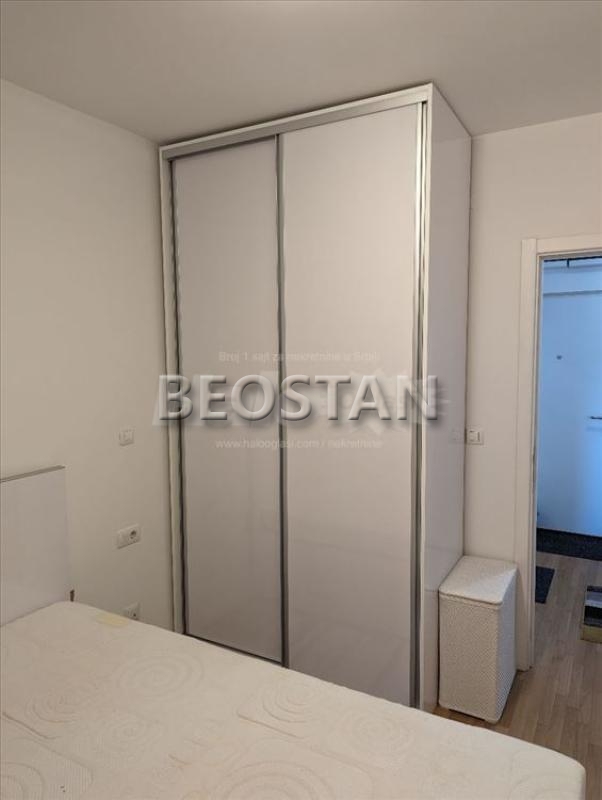 Novi Beograd - Zelena avenija #64897 Novi Beograd - Zelena avenija #64897