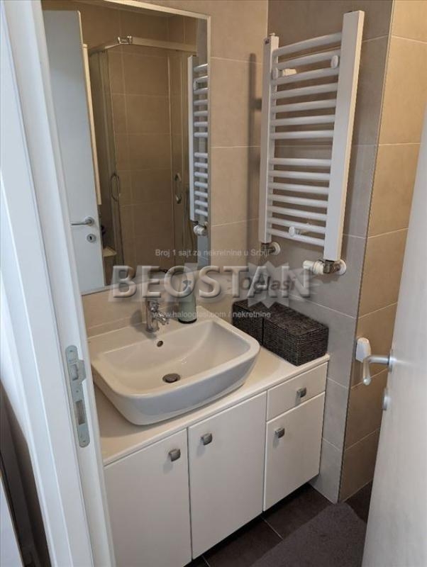 Novi Beograd - Zelena avenija #64897 Novi Beograd - Zelena avenija #64897