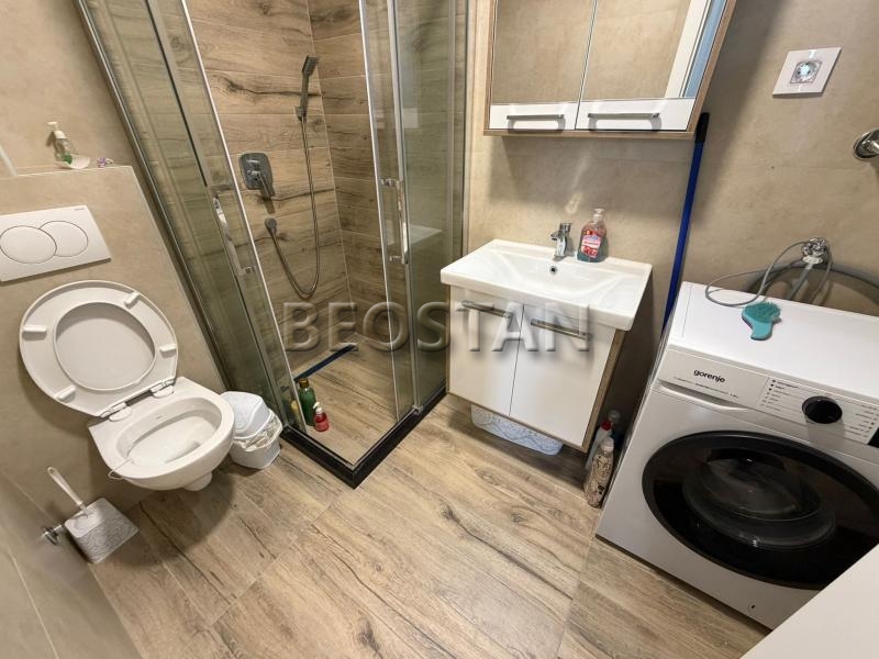 Širi centar - Banjica #66079