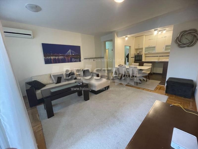 Izdavanje stanova Beograd - Zemun