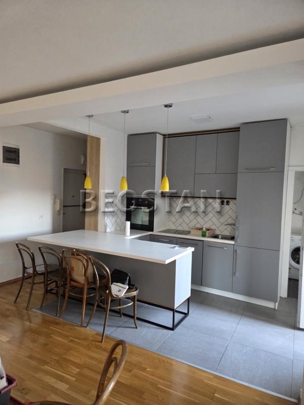 Izdavanje stanova Beograd - Novi Beograd