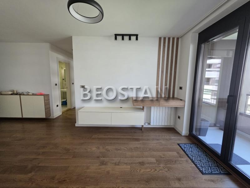 Novi Beograd - The One 2 garazna mesta #67151