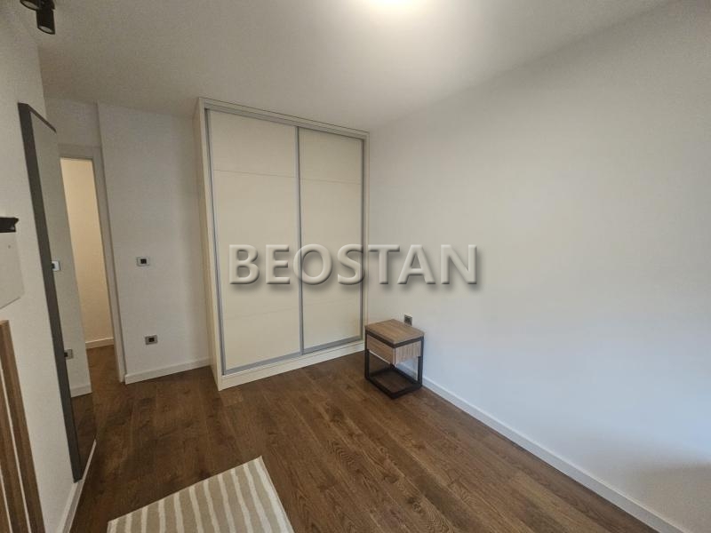 Novi Beograd - The One 2 garazna mesta #67151
