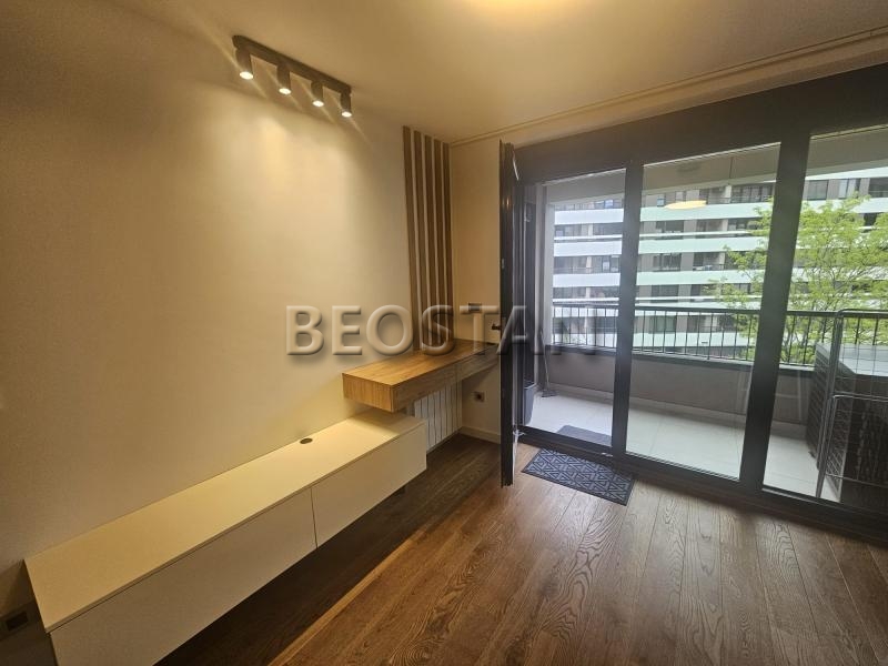 Novi Beograd - The One 2 garazna mesta #67151