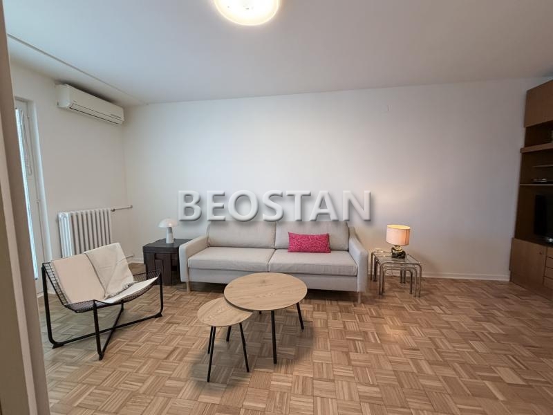 Izdavanje stanova Beograd - Novi Beograd