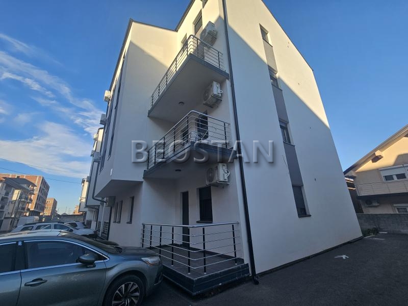 Novi Beograd - Ledine #65003