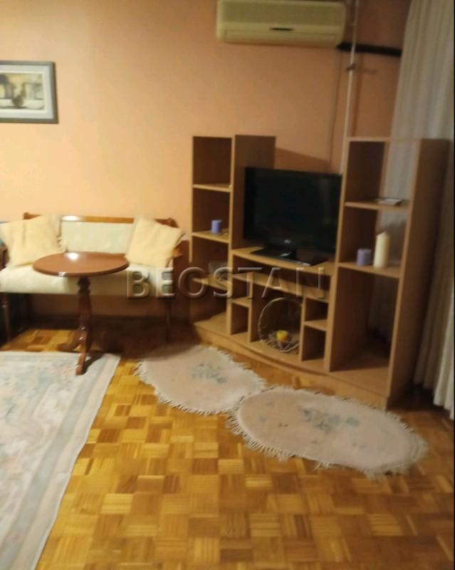 Izdavanje stanova Beograd - Novi Beograd