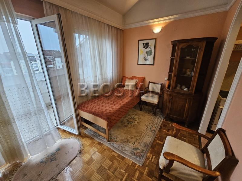 Novi Beograd - Blok 44 tc piramida #65702