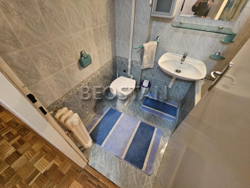 Novi Beograd - Blok 44 tc piramida #65702