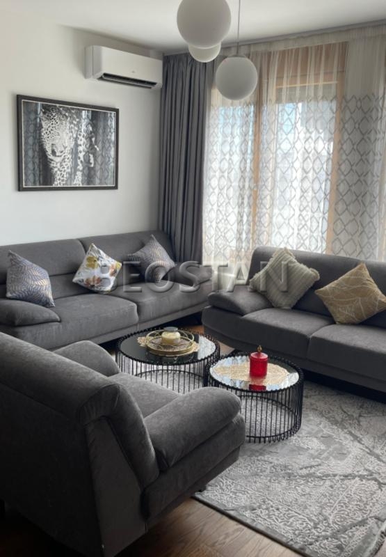 Izdavanje stanova Beograd - Novi Beograd