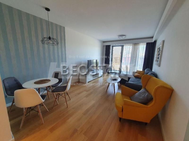 Novi Beograd - West 65 #65223