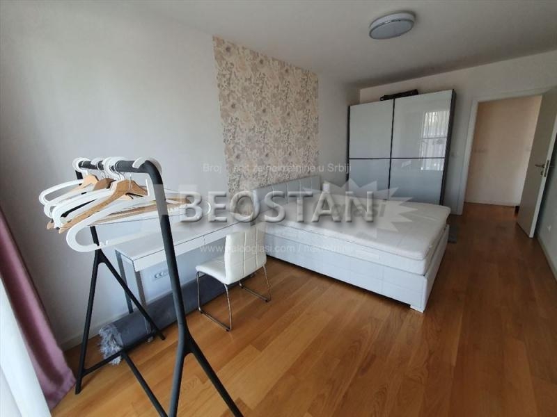 Novi Beograd - West 65 #65223