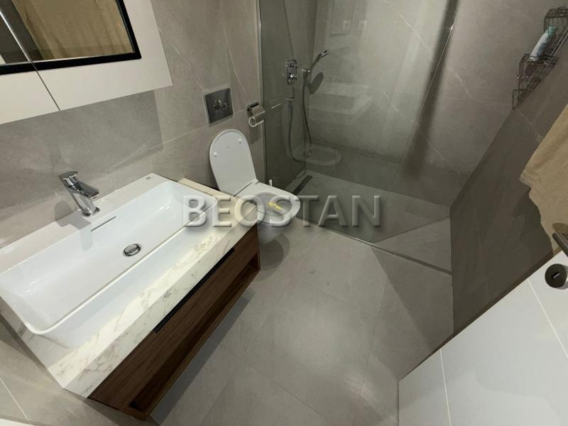 Centar - Djeram garaza #65354