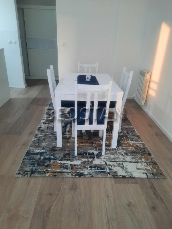 Širi centar - Karaburma #565069