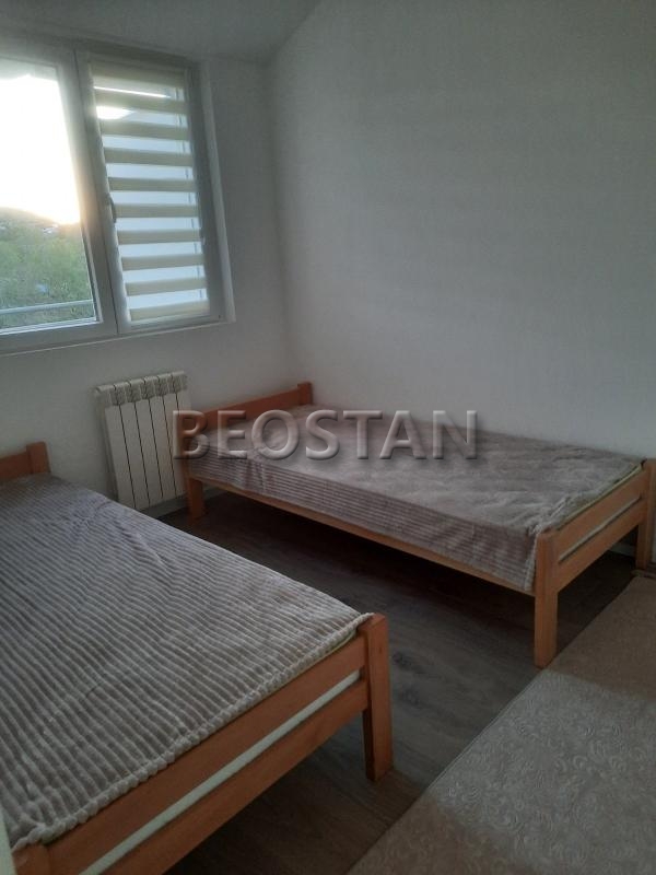 Širi centar - Karaburma #565069