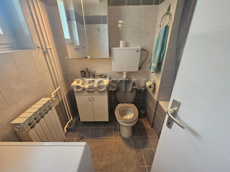 Novi Beograd - Blok 63 novogradnja #59680