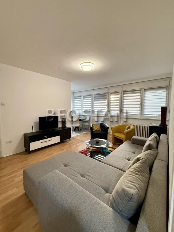 Novi Beograd - Stari merkator #2365334