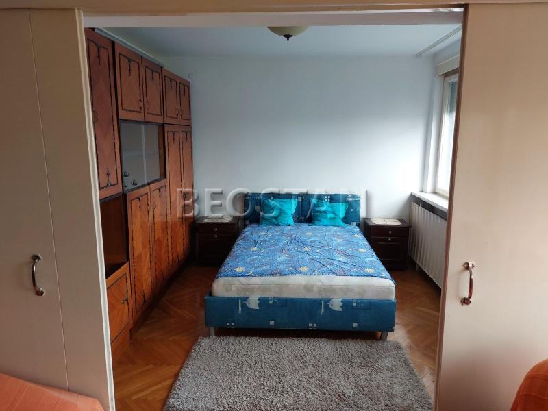 Novi Beograd - Stari merkator #65894