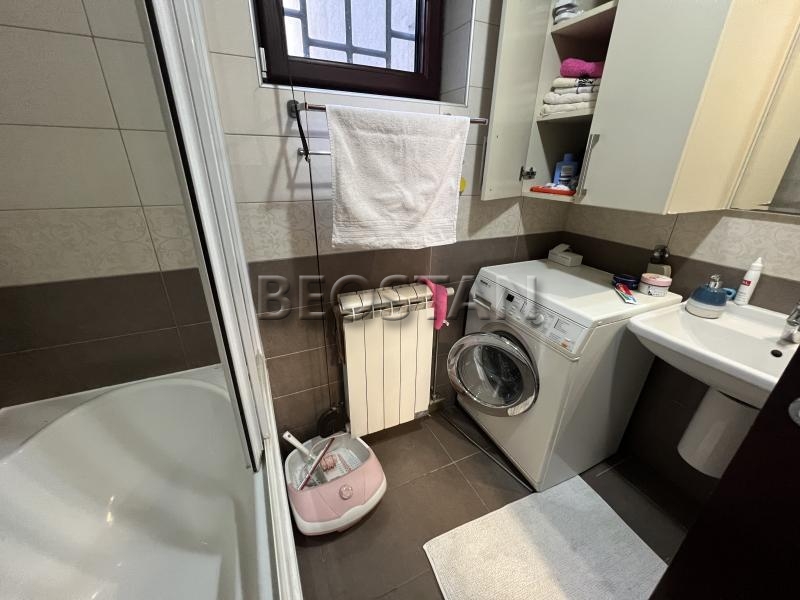 Centar - Vracar Cuburski park #165445