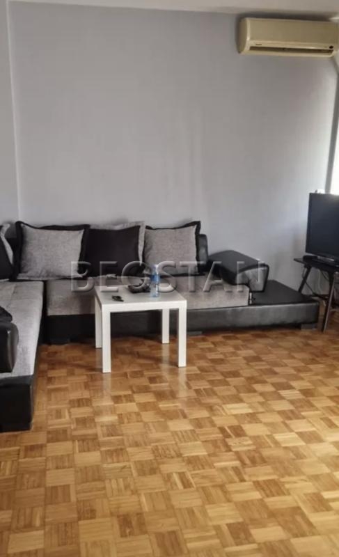 Izdavanje stanova Beograd - Novi Beograd
