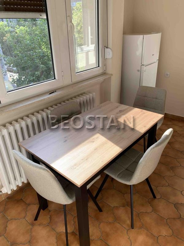 Izdavanje stanova Beograd - Novi Beograd