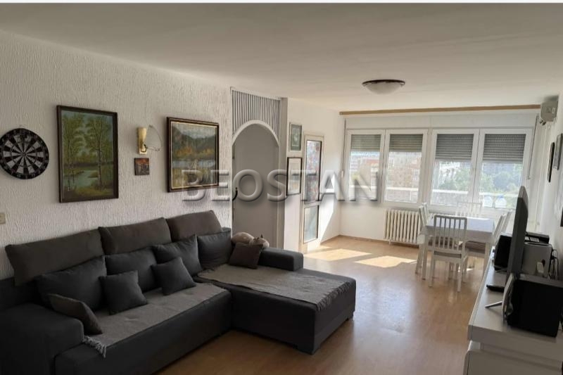 Izdavanje stanova Beograd - Novi Beograd